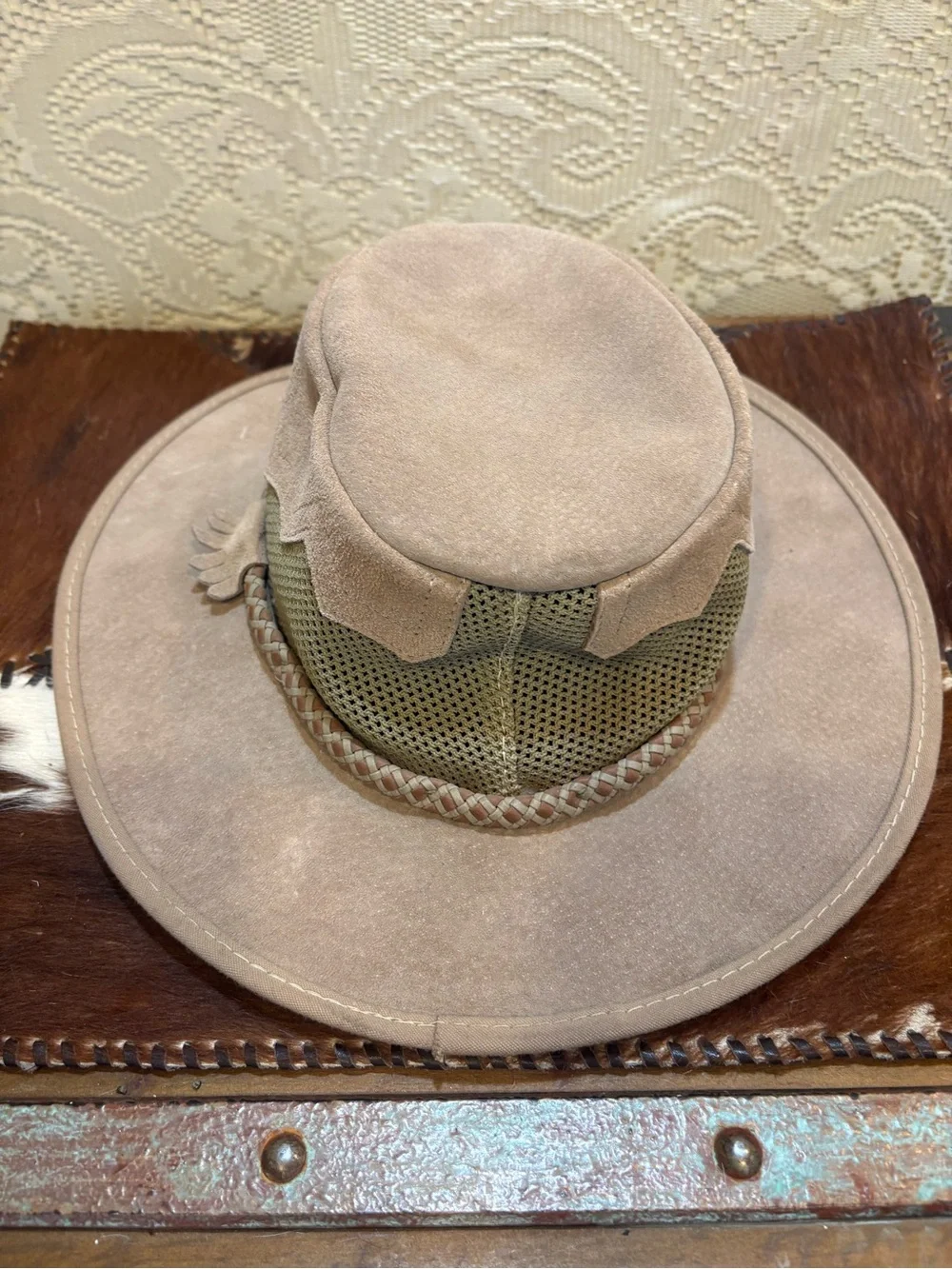 Vintage Taupe and Olive Suede Brim Hat - Picture 5 of 12